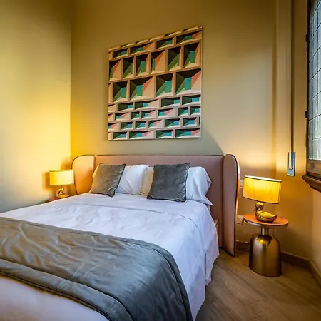 Yd Bright And Luxury Art Apartment