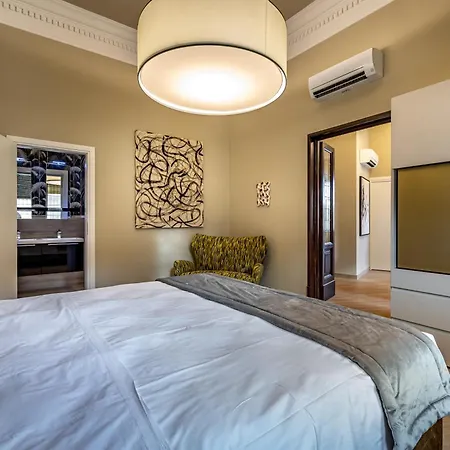 Apartment Yd Bright And Luxury Art Florence