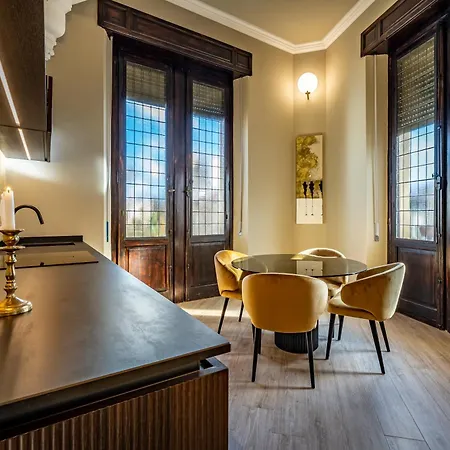 Yd Bright And Luxury Art