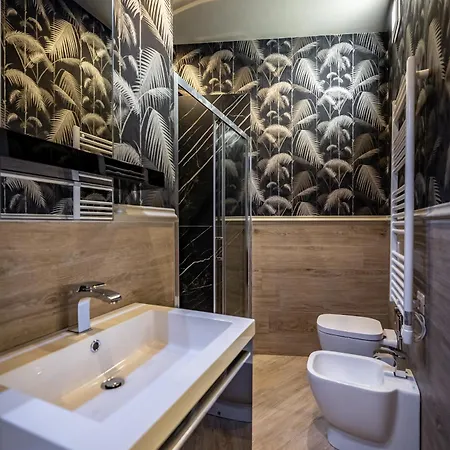 Yd Bright And Luxury Art Apartment